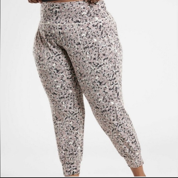 Athleta Pants & Jumpsuits Athleta Salutation Textured Jogger Poshmark